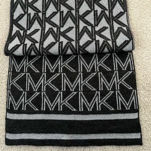 Michael Kors MK Logo Black Metallic Silver Reversible Signature Scarf. NWOT